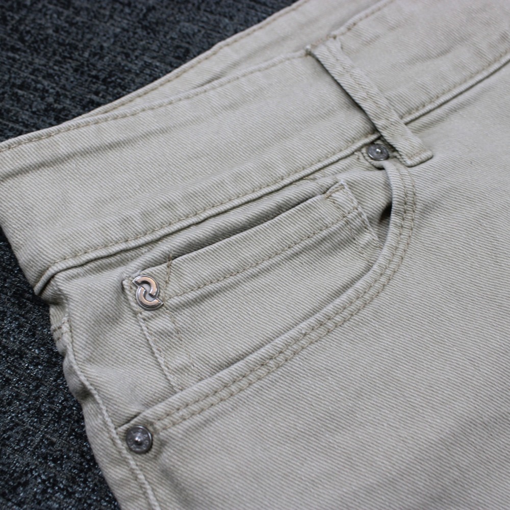 Denizen from Levi's Womens Khaki Chino Shorts Tan Double Button Cuffed Size 12 - Picture 2 of 13